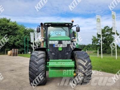 John Deere 7230R Traktorer