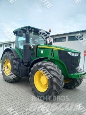 John Deere 7250R Traktorer