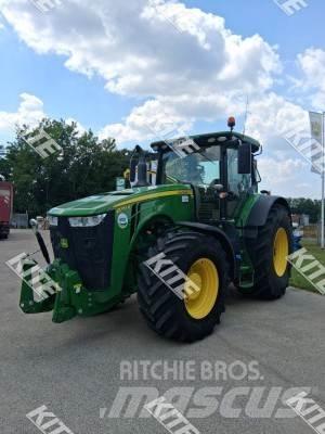 John Deere 8270R Traktorer