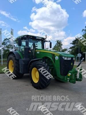 John Deere 8270R Traktorer