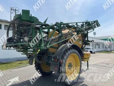 John Deere 832/18i Dragna sprutor
