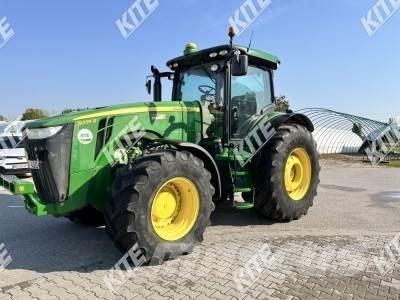 John Deere 8335R Traktorer