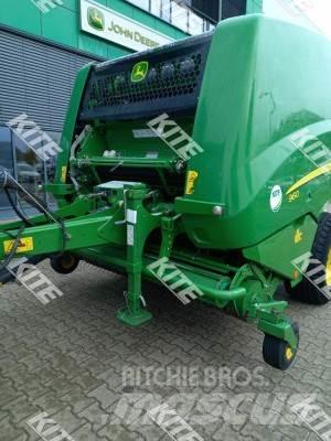 John Deere 960 Rundbalspressar