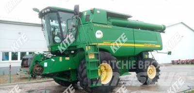 John Deere 9880i STS Skördetröskor