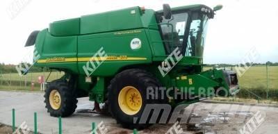 John Deere 9880i STS Skördetröskor