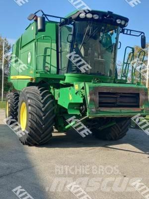 John Deere C670 2WD Skördetröskor