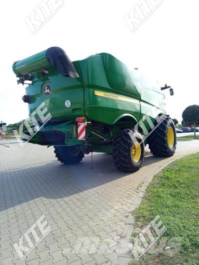 John Deere S690 Skördetröskor
