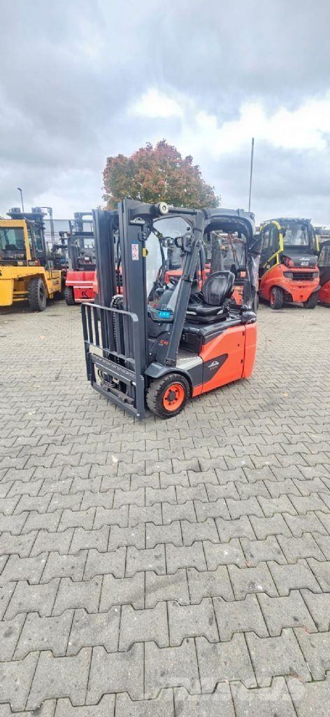 Linde E 14-02 Elmotviktstruckar