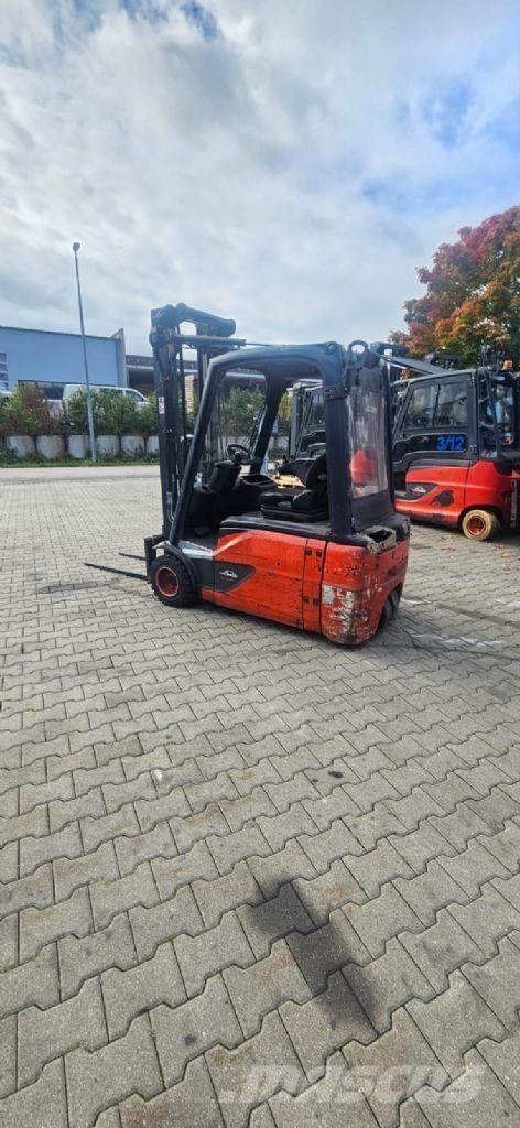 Linde E 18 L-02 Elmotviktstruckar