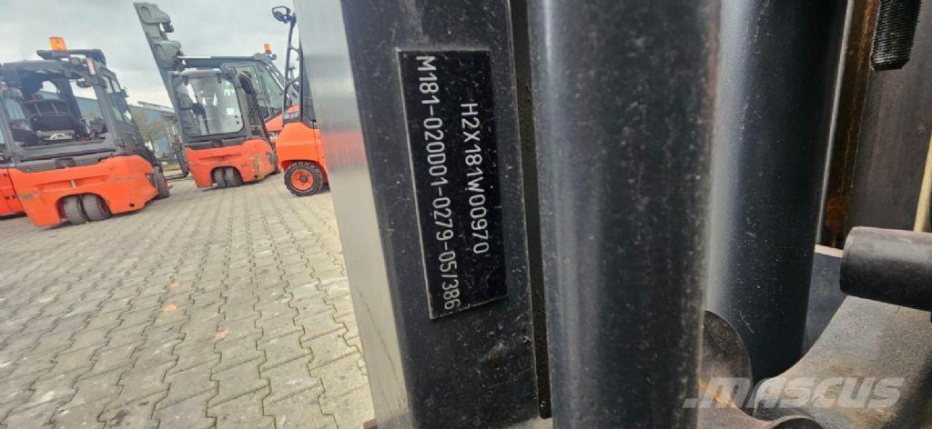 Linde E 20 L-02 Elmotviktstruckar