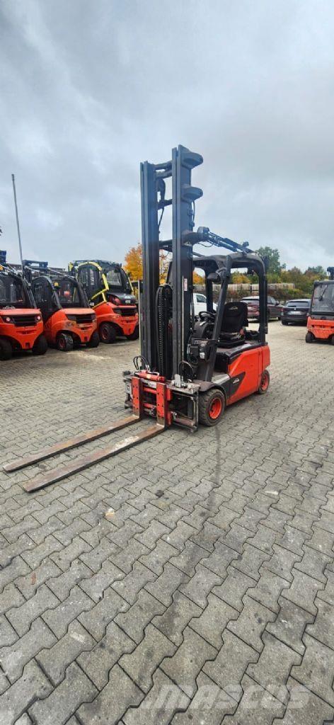 Linde E 20 PL-02 Elmotviktstruckar