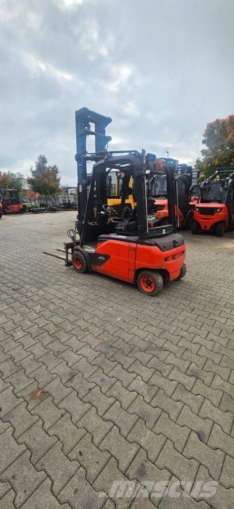 Linde E 20 PL-02 Elmotviktstruckar
