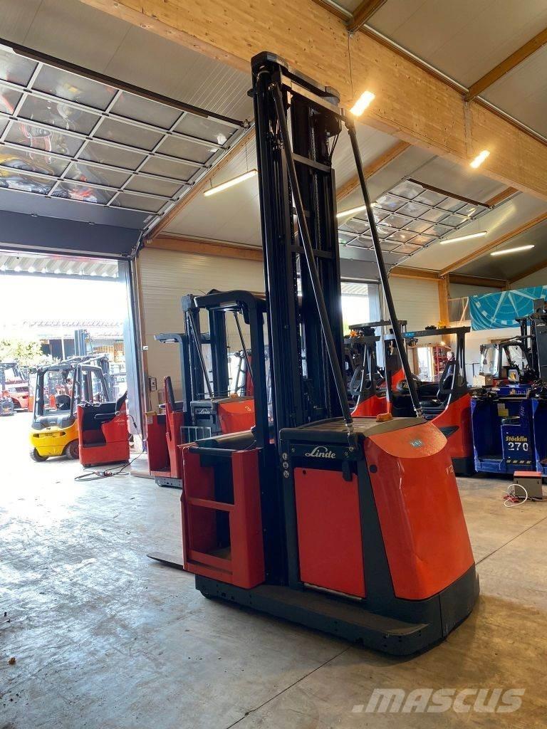 Linde V 12-02 Plocktruck, höglyftande