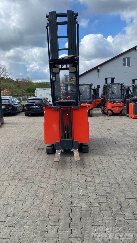 Linde V 12-02 Plocktruck, höglyftande