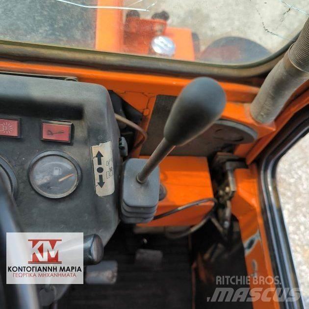 Holder P70 Traktorer