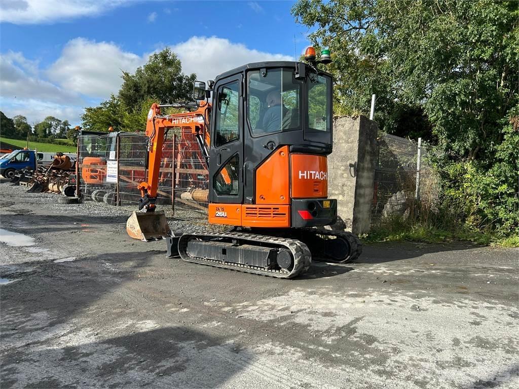 Hitachi 2019 ZX26U-6 Bandgrävare