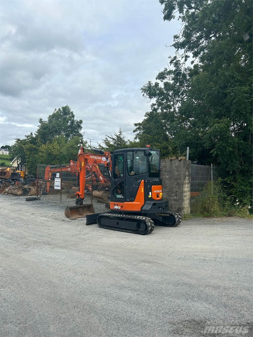 Hitachi ZX38U-6 Bandgrävare