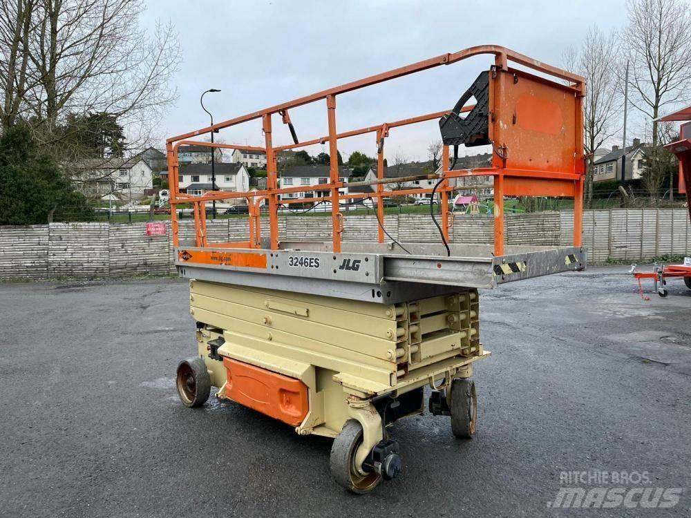 JLG 3246ES Saxliftar