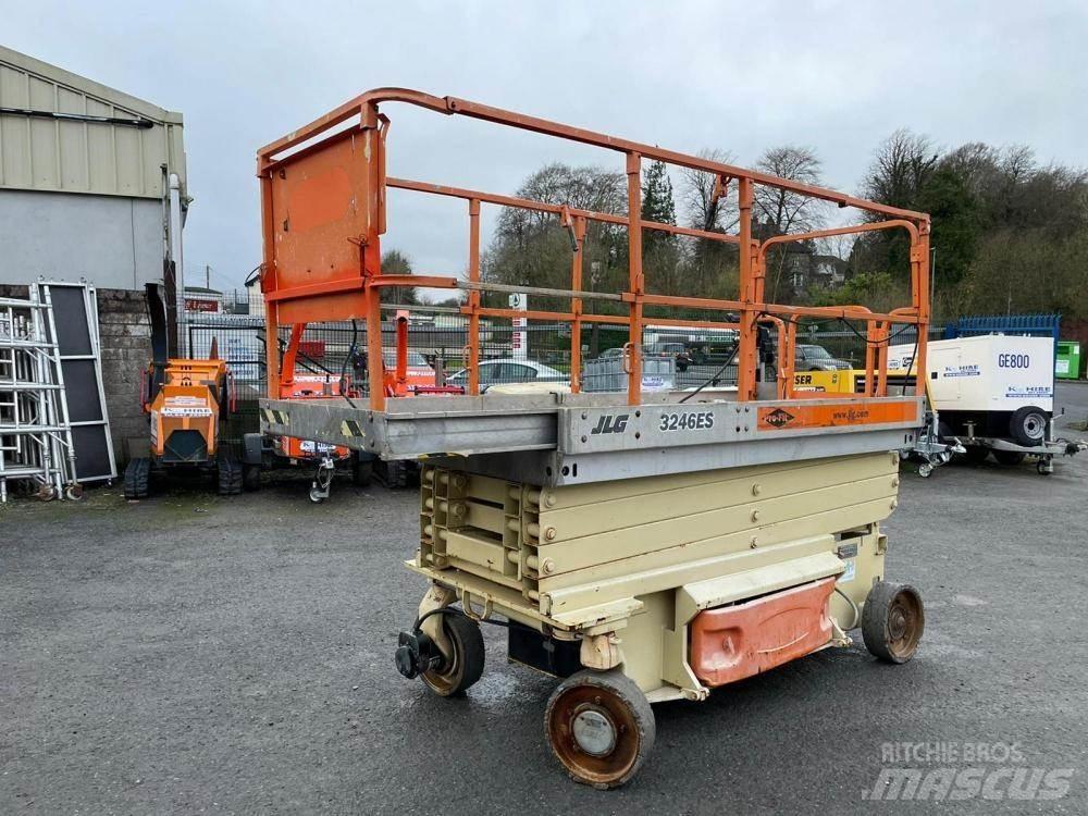 JLG 3246ES Saxliftar