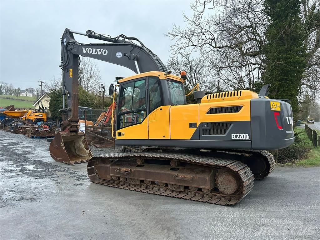 Volvo EC220DL Bandgrävare
