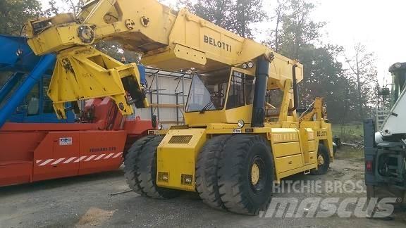 Belotti B75 Teleskoplastare