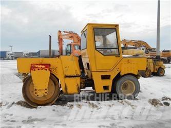 Bomag BW-161AC Tvåvalsvältar
