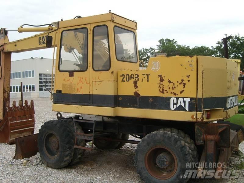 CAT 206 BFT Hjulgrävare
