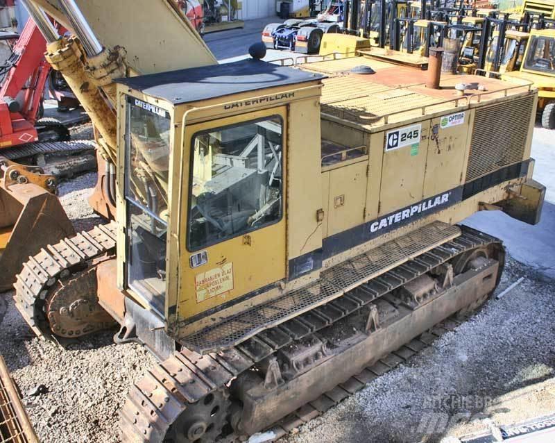 CAT 245 Bandgrävare