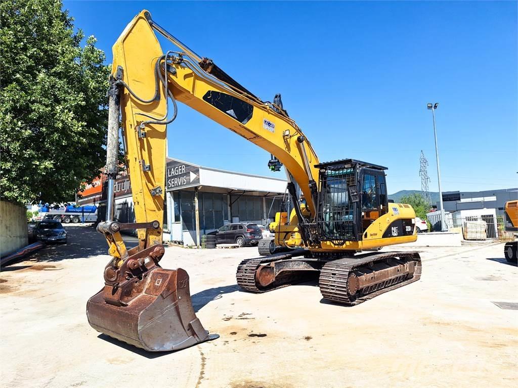 CAT 323D Bandgrävare
