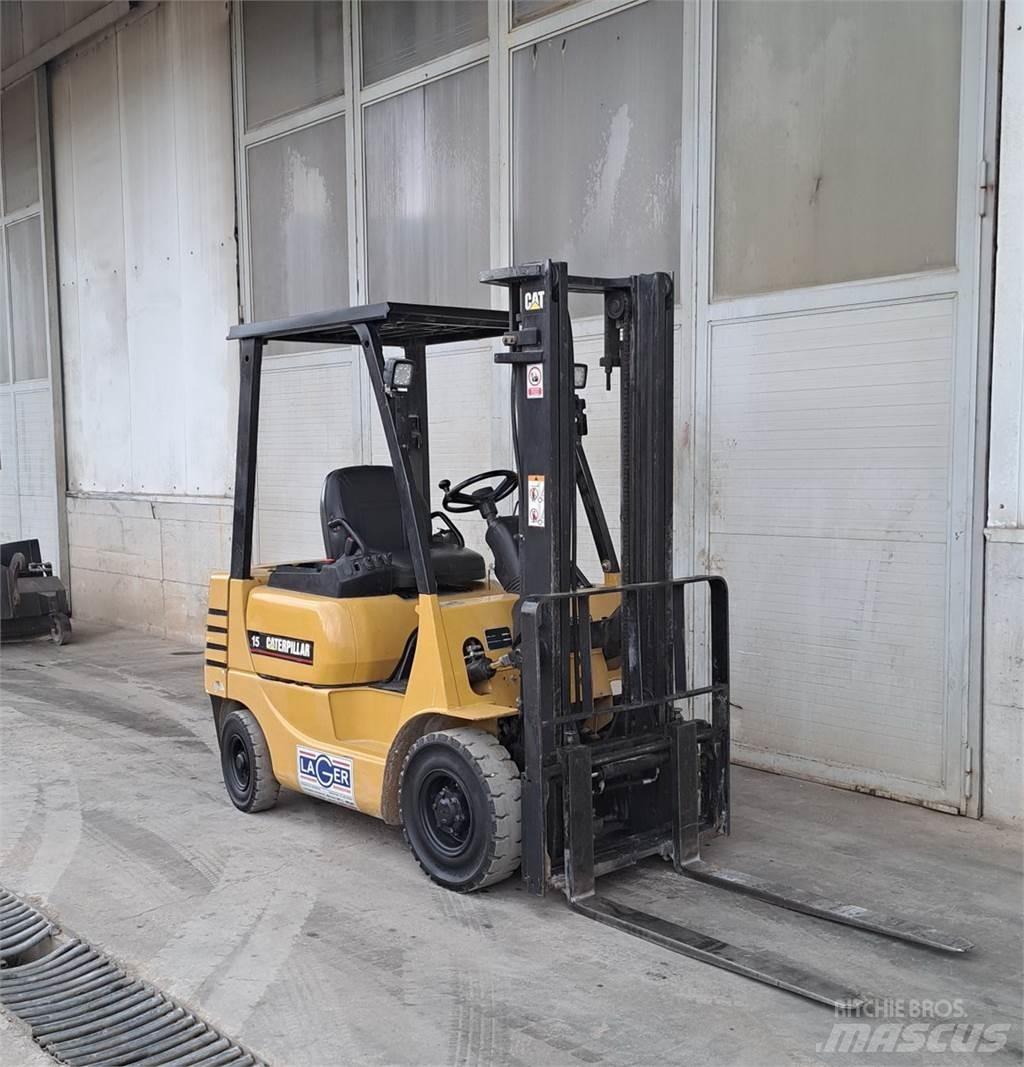 CAT DP15 Dieselmotviktstruckar