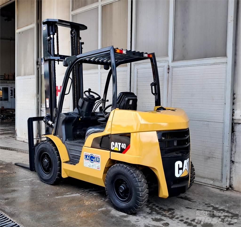 CAT DP40NT Dieselmotviktstruckar