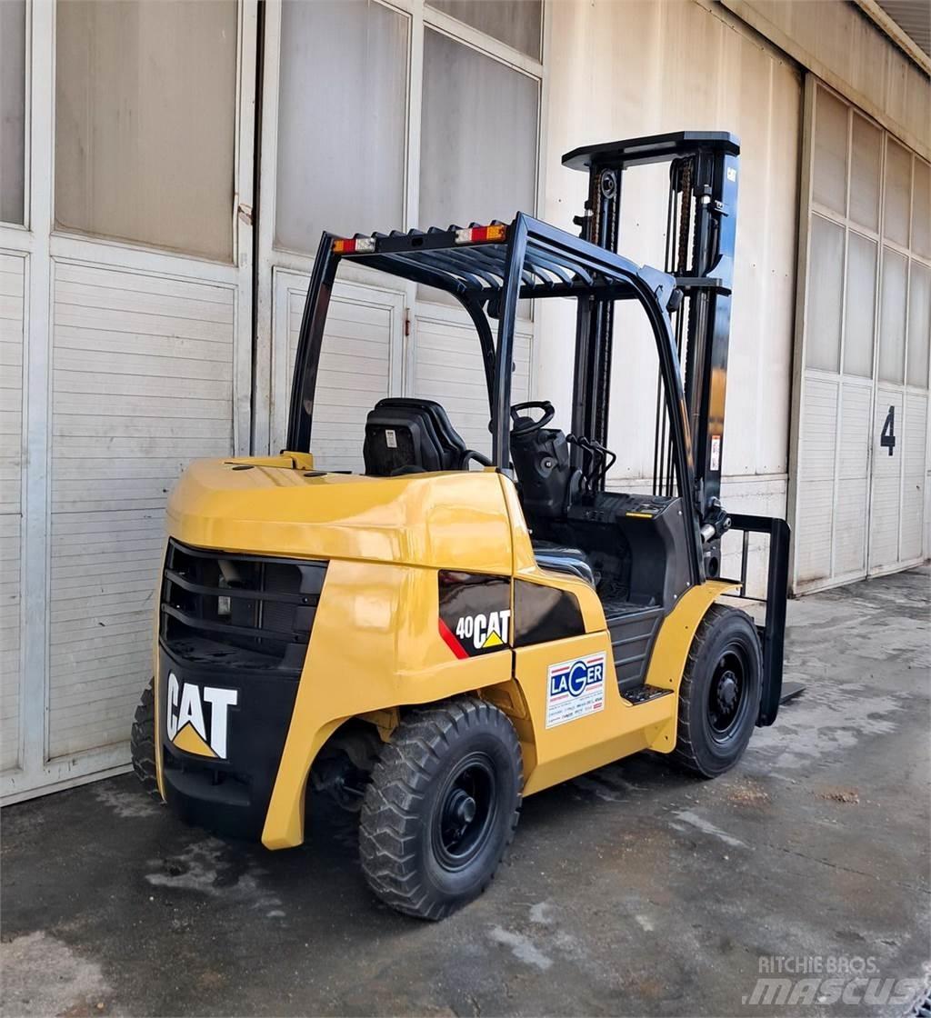 CAT DP40NT Dieselmotviktstruckar
