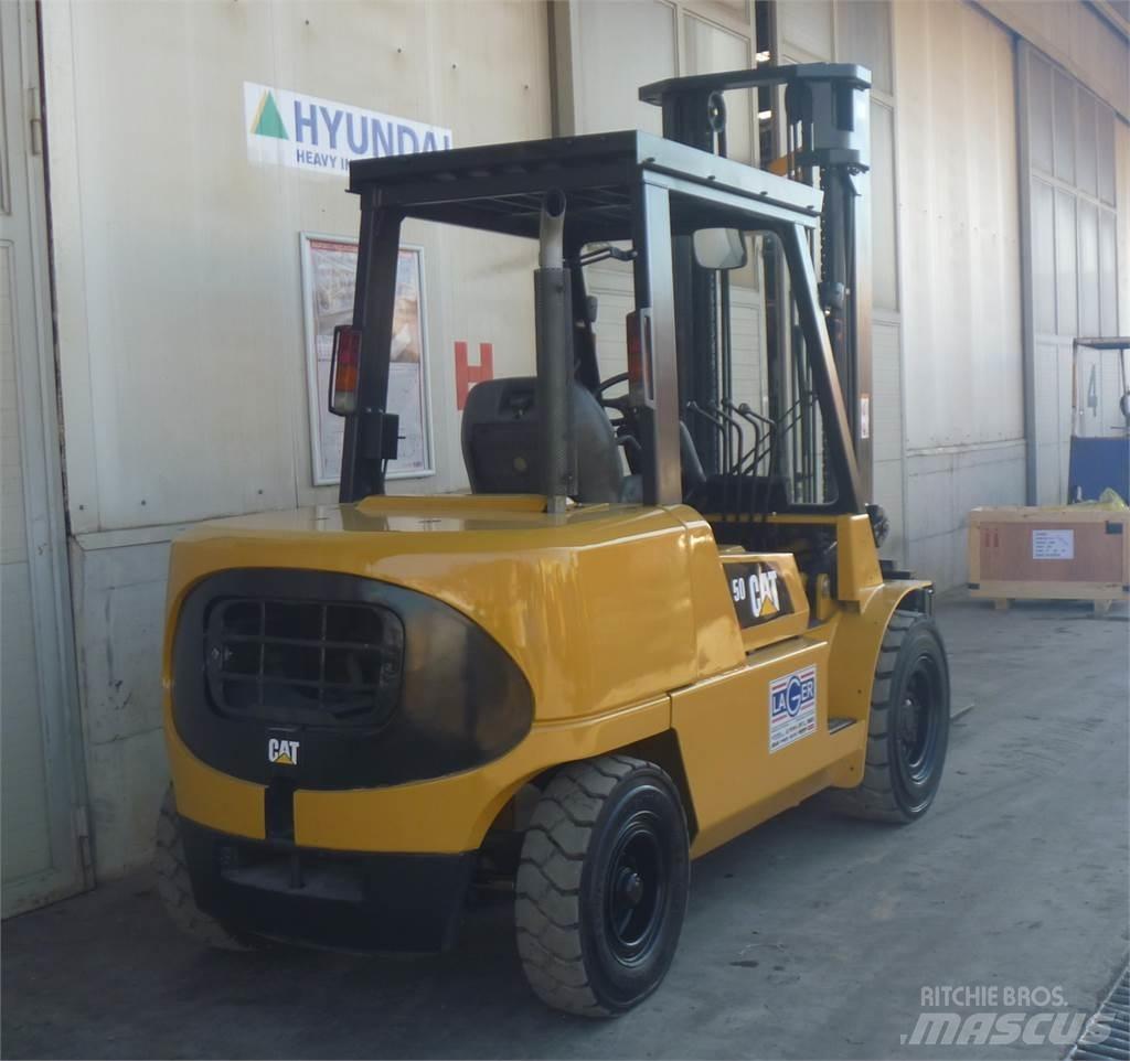 CAT DP50K Dieselmotviktstruckar