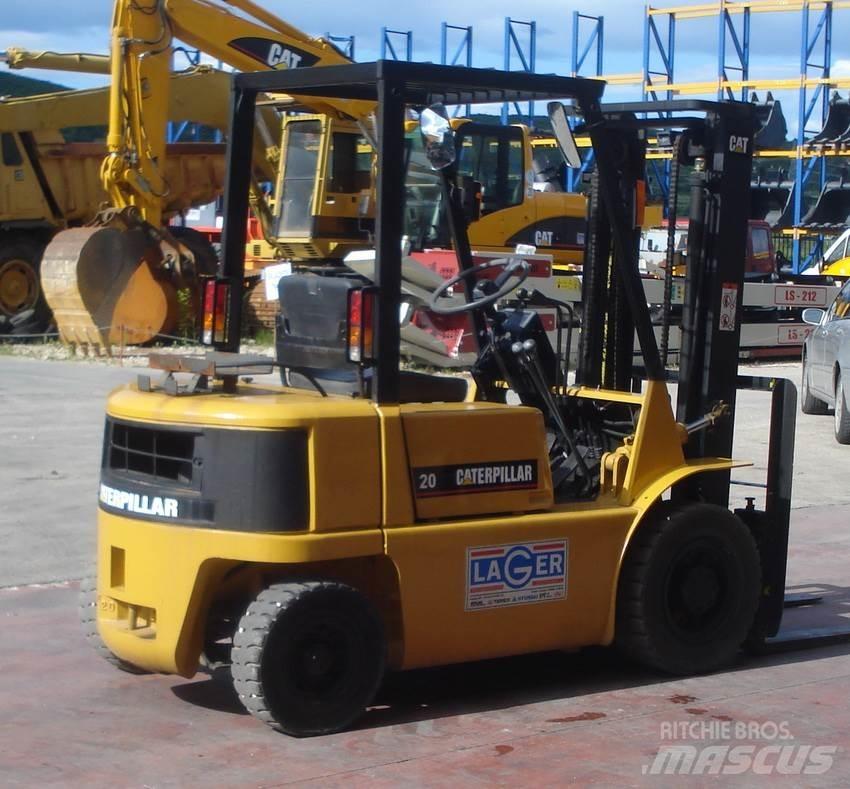CAT GP20 Gasolmotviktstruckar