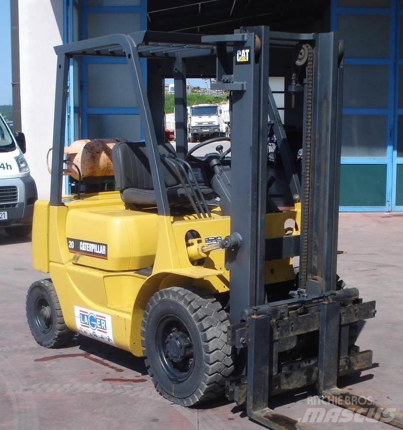CAT GP20 Gasolmotviktstruckar