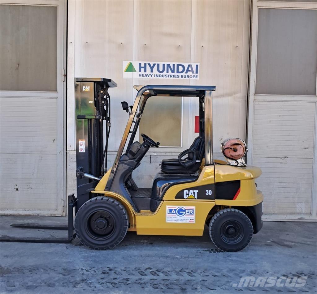 CAT GP30NT Gasolmotviktstruckar