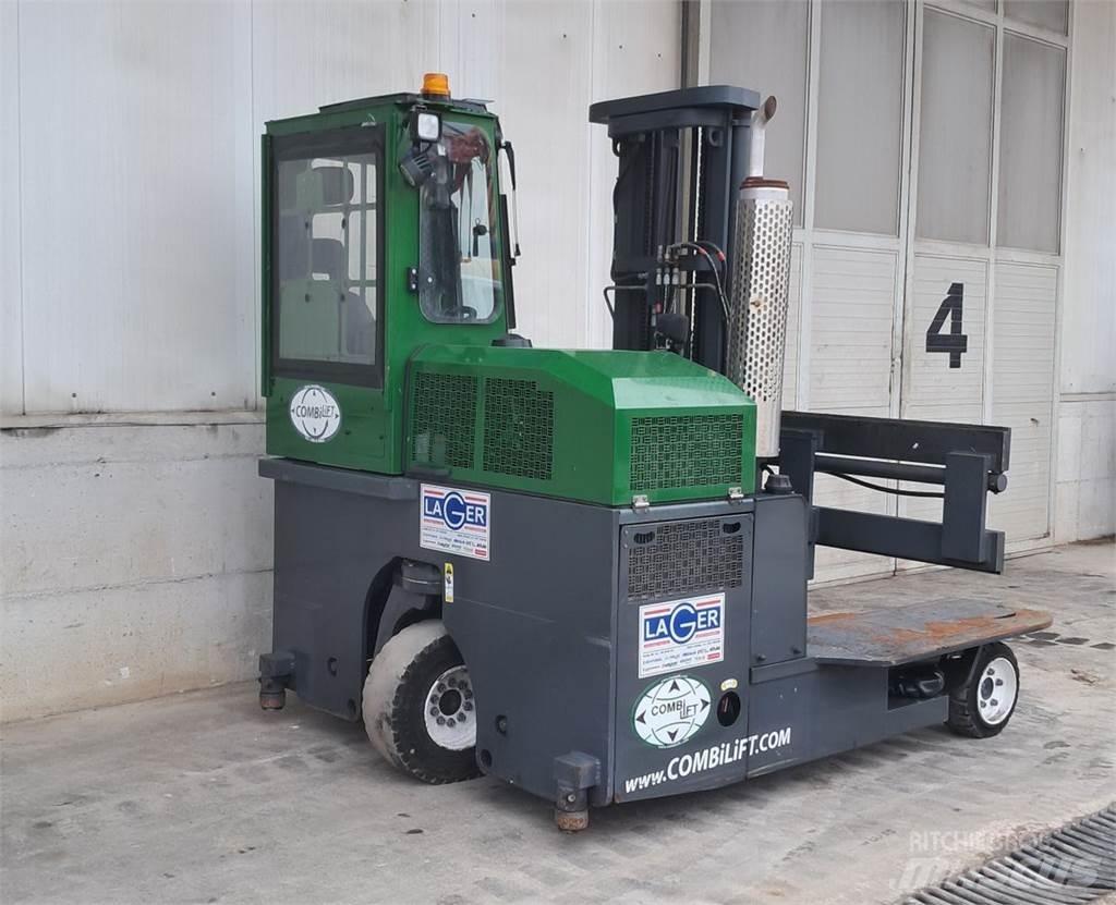 Combilift C3000 Gasolmotviktstruckar