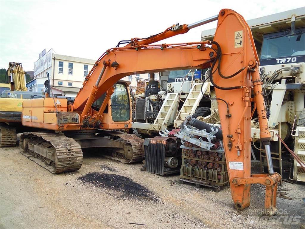 Doosan DX225LC Bandgrävare