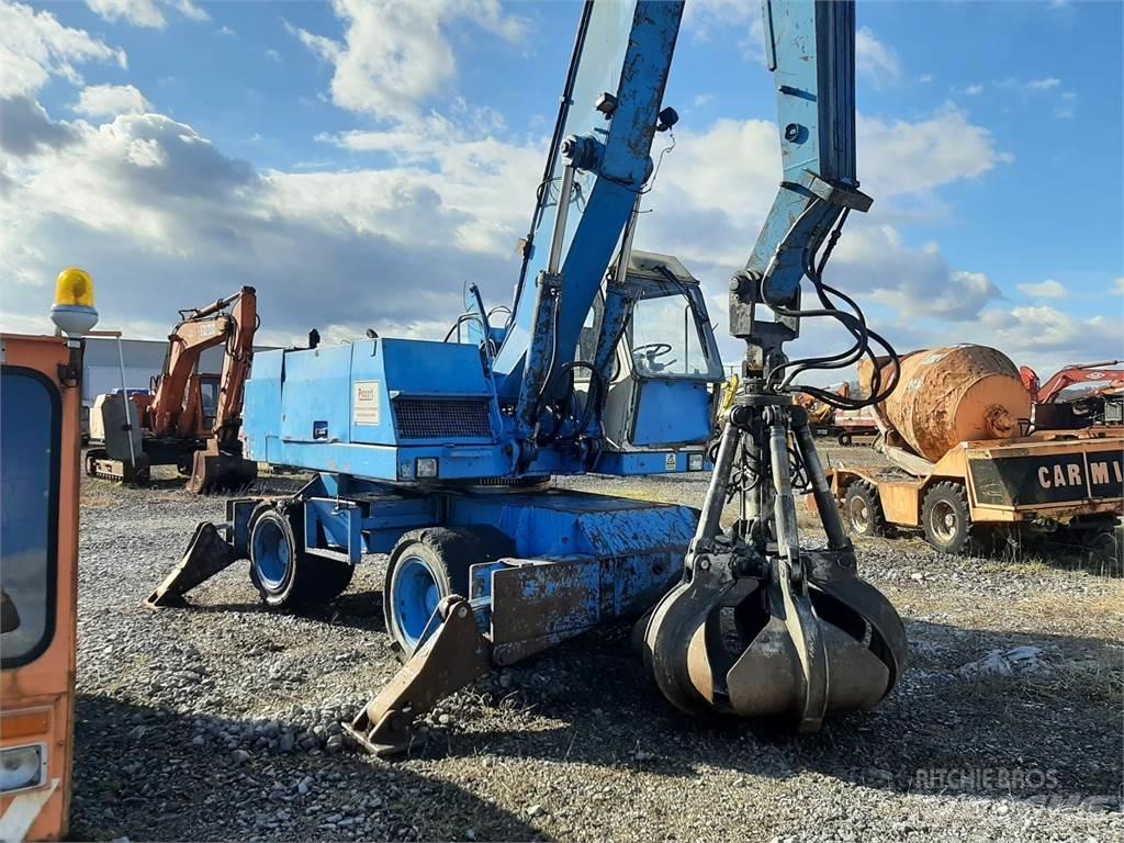 Fuchs F 713,3M Avfalls / industri hantering
