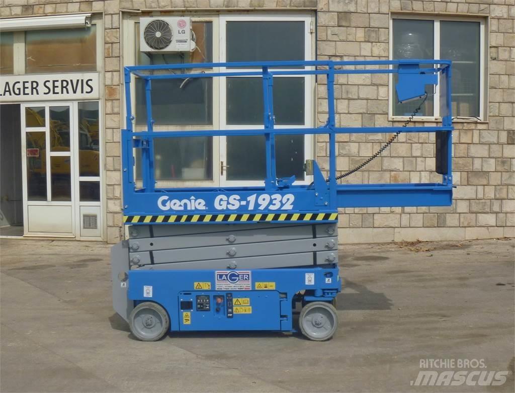 Genie GS1932 Bomliftar