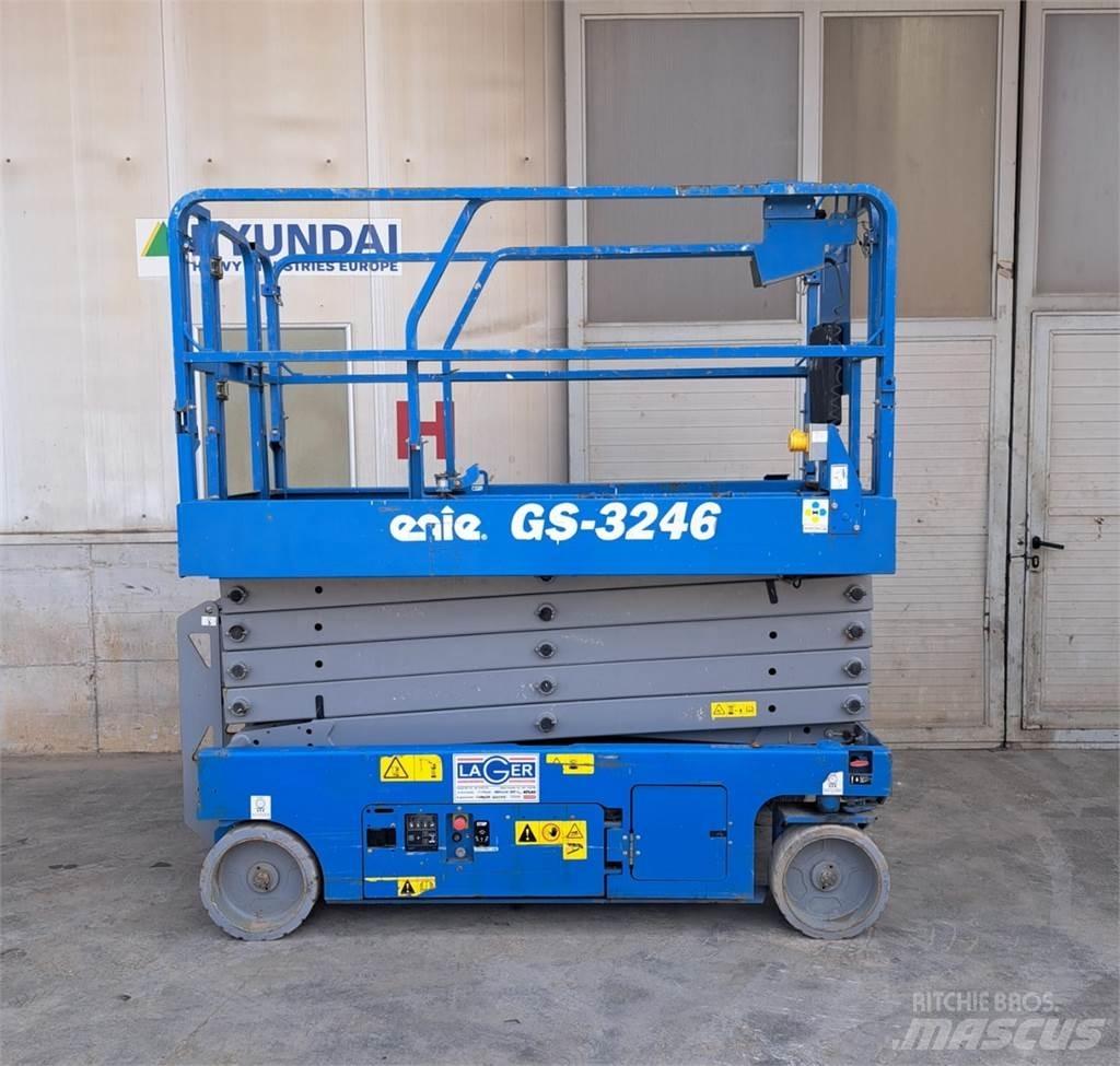 Genie GS3246 Bomliftar