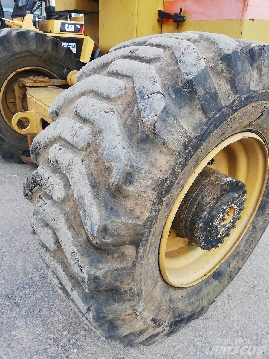 Grove AMZ 66 XT Bomliftar