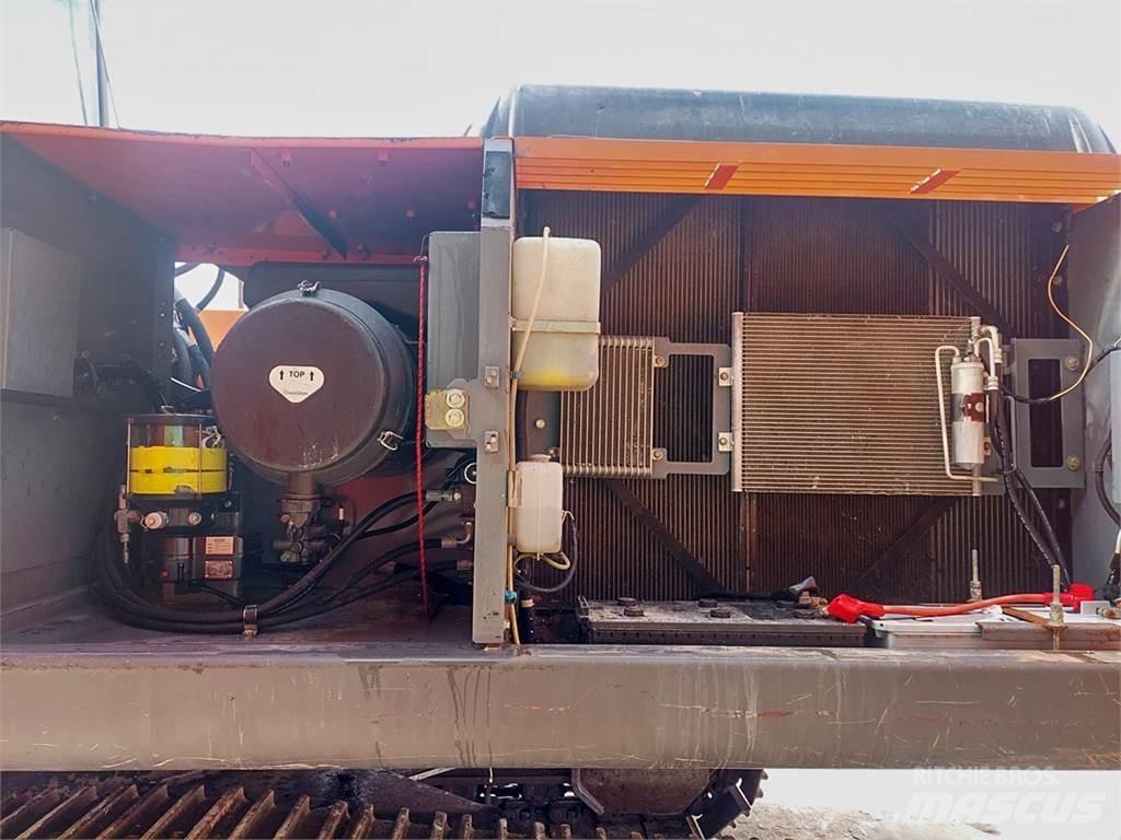 Hitachi ZX350LCN-3 Bandgrävare