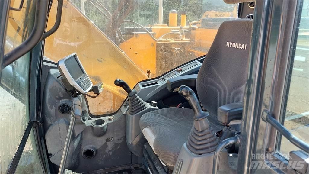 Hyundai HX145 LCR Bandgrävare