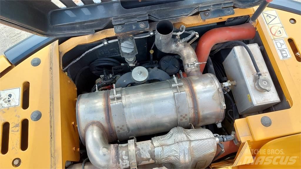 Hyundai HX145LCR Bandgrävare