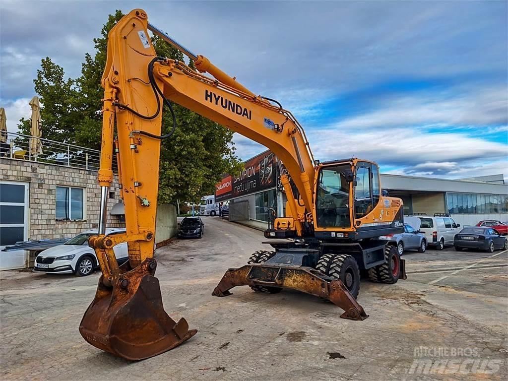Hyundai R210W-9 Hjulgrävare