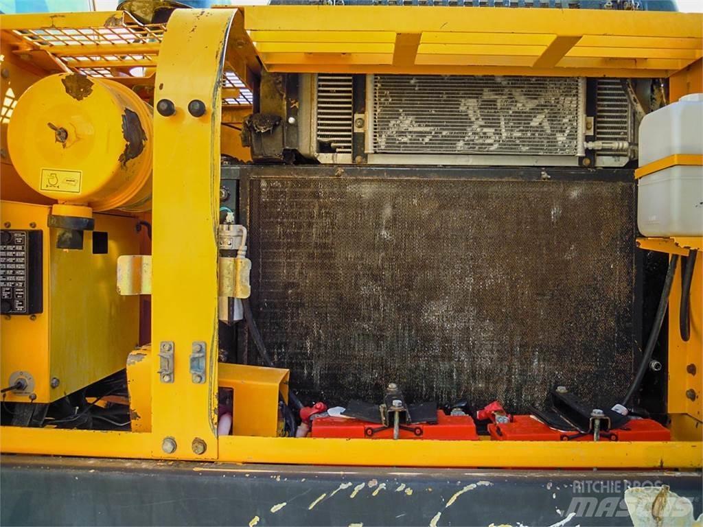 Hyundai R250LC-7 Bandgrävare