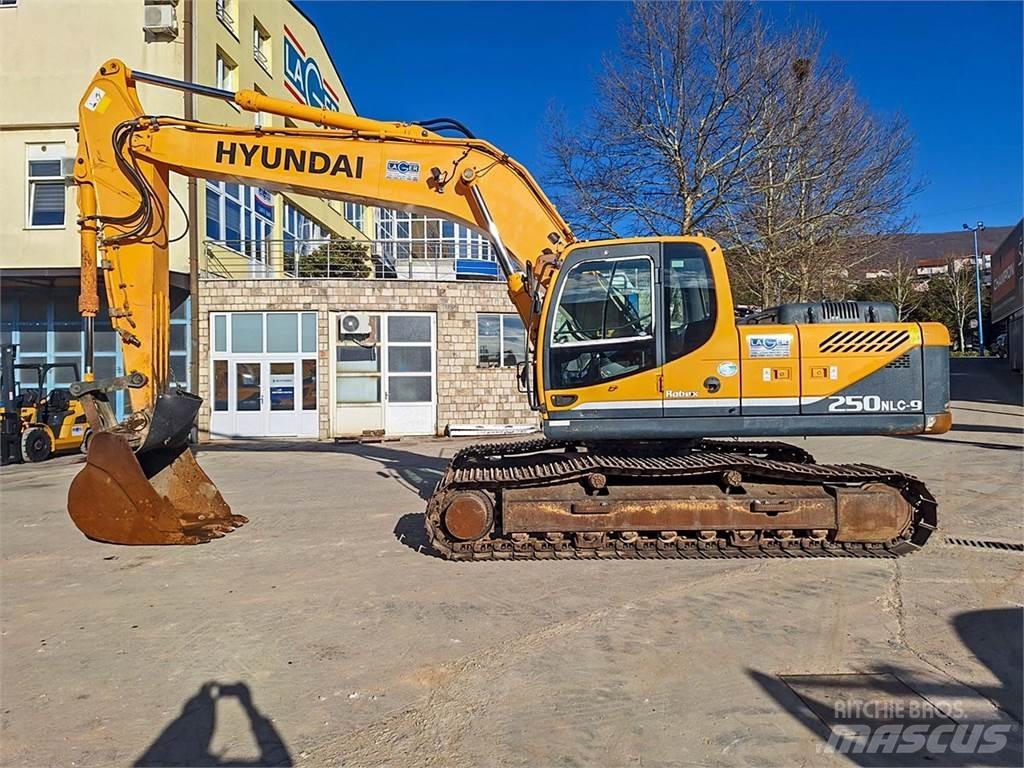 Hyundai R250NLC-9 Bandgrävare