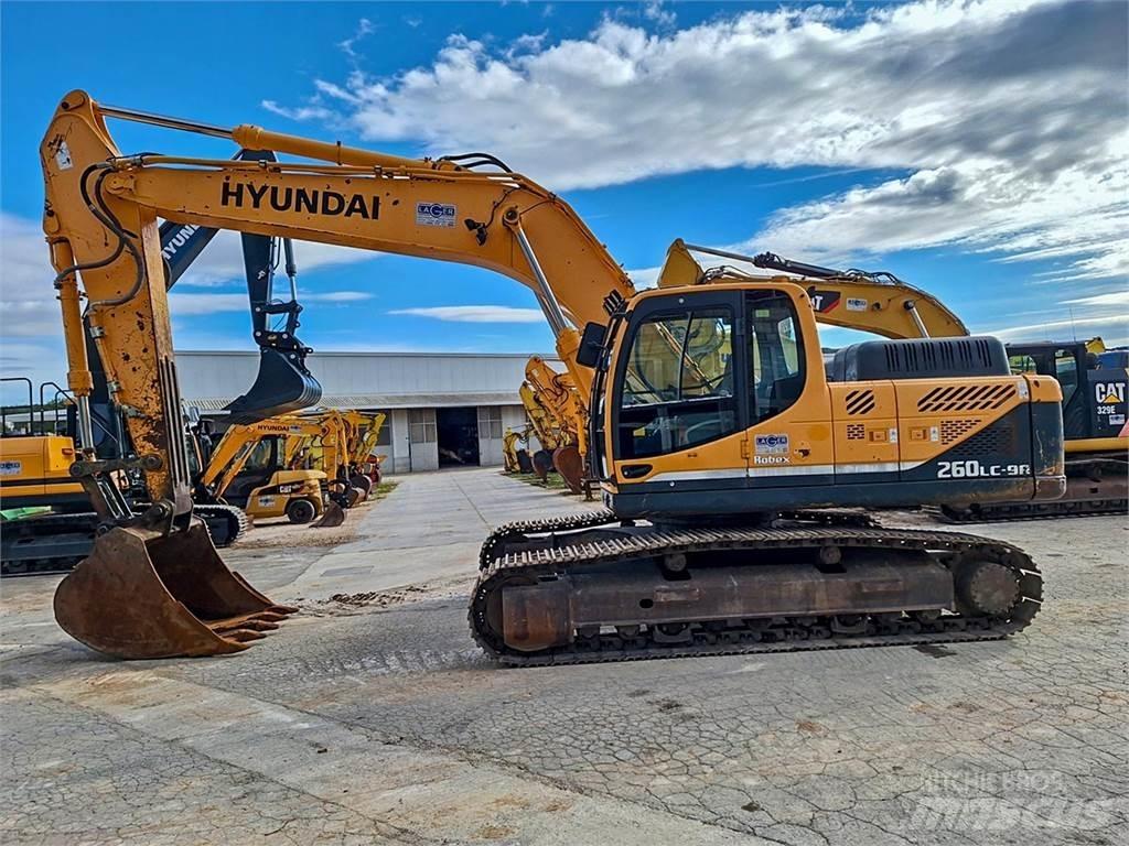 Hyundai R260LC-9A Bandgrävare