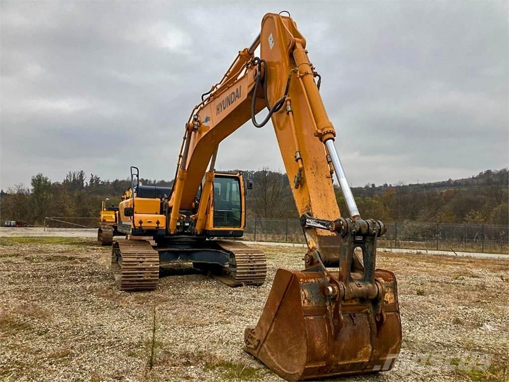 Hyundai R330-9A Bandgrävare